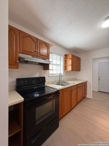 8307 Maple Ridge, San Antonio, TX 78239