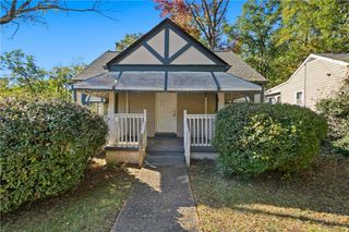 197 Mathewson SW Place, Atlanta, GA 30314