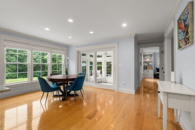 293 Wattaquadock Hill Rd, Bolton, MA 01740
