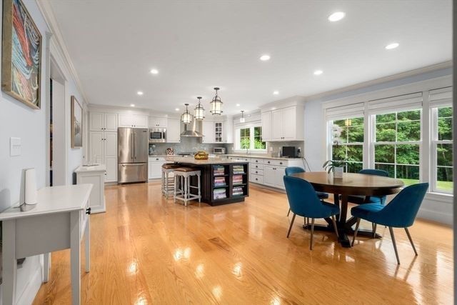 293 Wattaquadock Hill Rd, Bolton, MA 01740