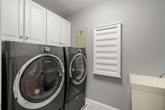 293 Wattaquadock Hill Rd, Bolton, MA 01740
