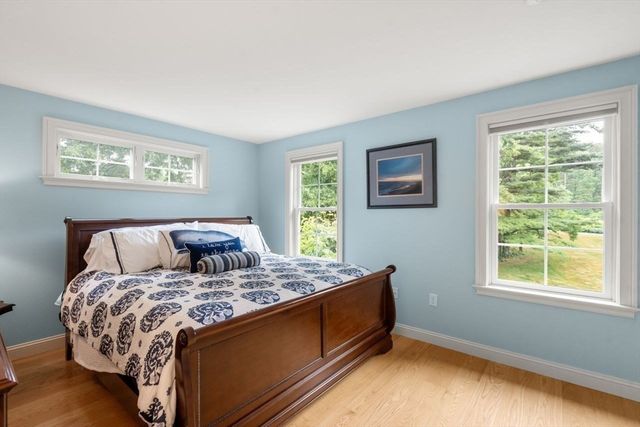 293 Wattaquadock Hill Rd, Bolton, MA 01740