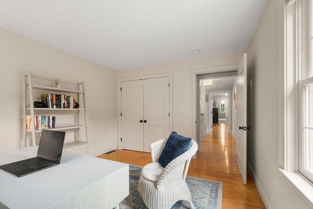 293 Wattaquadock Hill Rd, Bolton, MA 01740