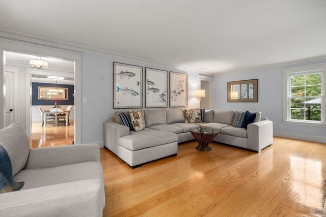 293 Wattaquadock Hill Rd, Bolton, MA 01740