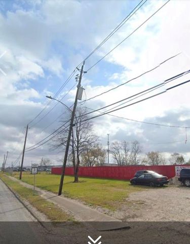 9300 Winkler Drive, Houston, TX 77017