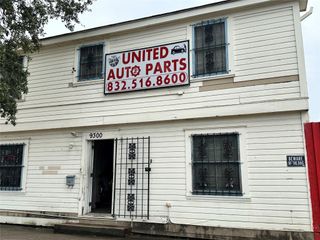 9300 Winkler Drive, Houston, TX 77017