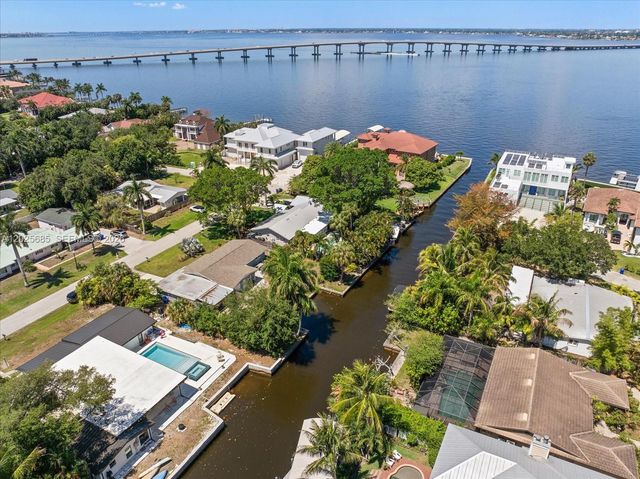 1229 Carlene Avenue, Fort Myers, FL 33901