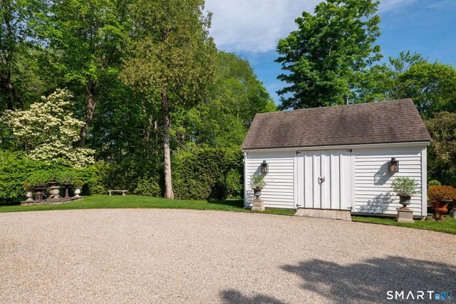 35 Sill Lane, Old Lyme, CT 06371
