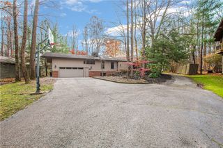 711 Cross Creek Oval, Aurora, OH 44202