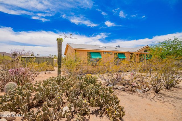 6670 N Desert View Drive, Tucson, AZ 85743