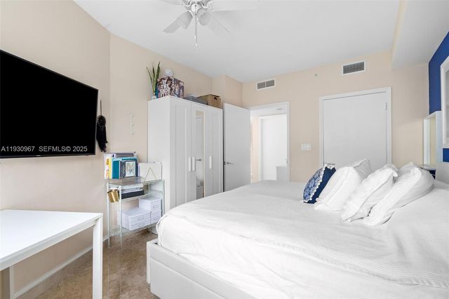 19900 E Country Club Dr 616, Aventura, FL 33180