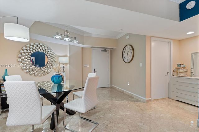 19900 E Country Club Dr 616, Aventura, FL 33180