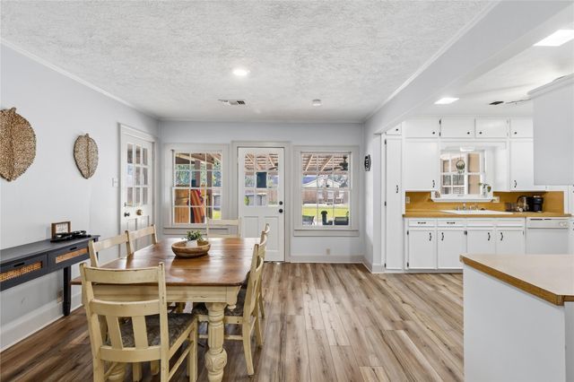 1902 Edgewood Street, Liberty, TX 77575