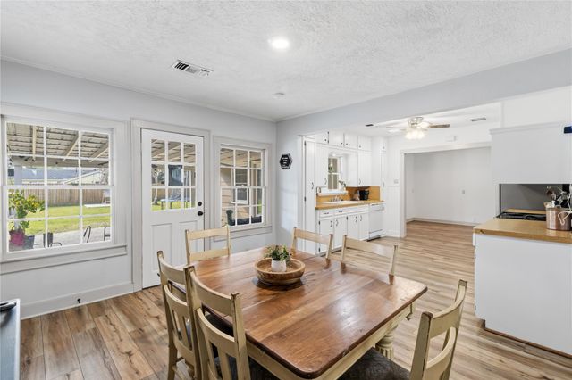 1902 Edgewood Street, Liberty, TX 77575