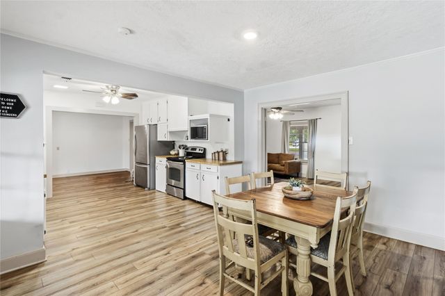 1902 Edgewood Street, Liberty, TX 77575