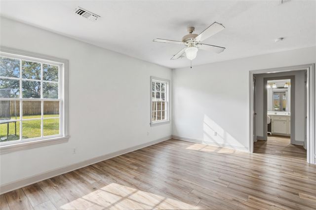 1902 Edgewood Street, Liberty, TX 77575