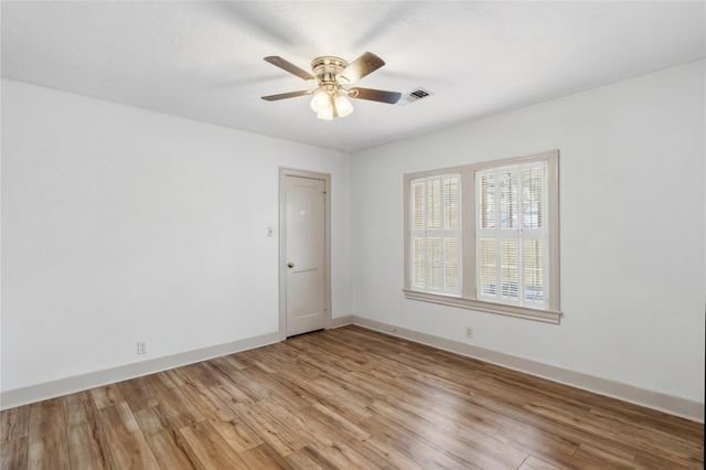 1902 Edgewood Street, Liberty, TX 77575