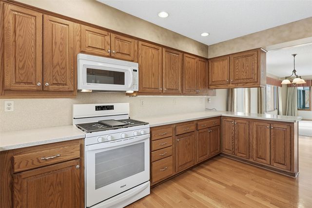 1549 Matterhorn Drive NE, Cedar Rapids, IA 52402