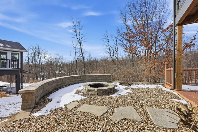 1549 Matterhorn Drive NE, Cedar Rapids, IA 52402