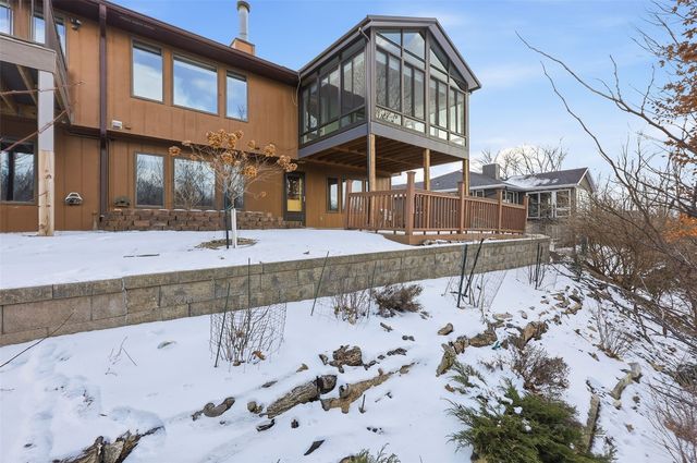 1549 Matterhorn Drive NE, Cedar Rapids, IA 52402