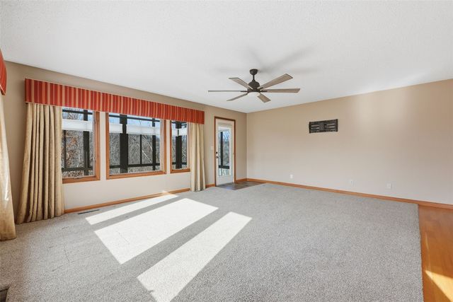 1549 Matterhorn Drive NE, Cedar Rapids, IA 52402