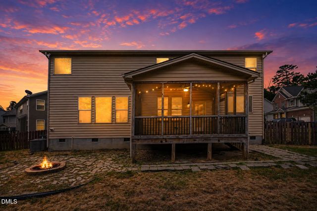 14 Brightfield Lane, Durham, NC 27712