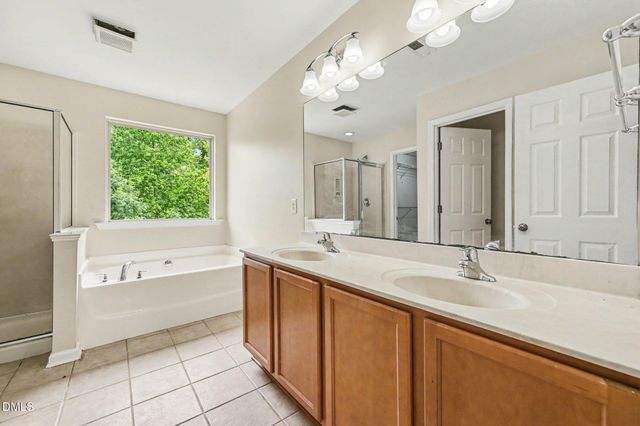 14 Brightfield Lane, Durham, NC 27712