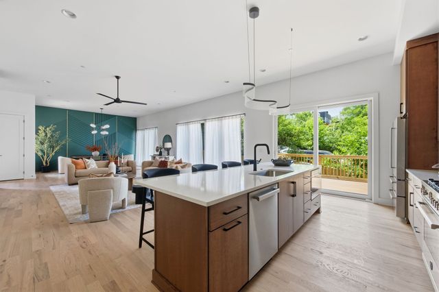 1006B Southside Ave, Nashville, TN 37203