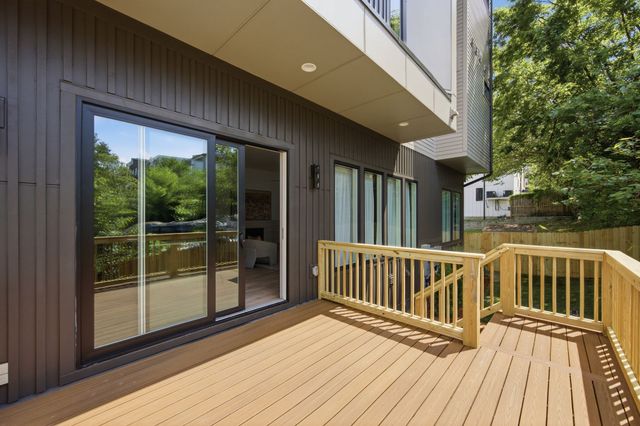1006B Southside Ave, Nashville, TN 37203