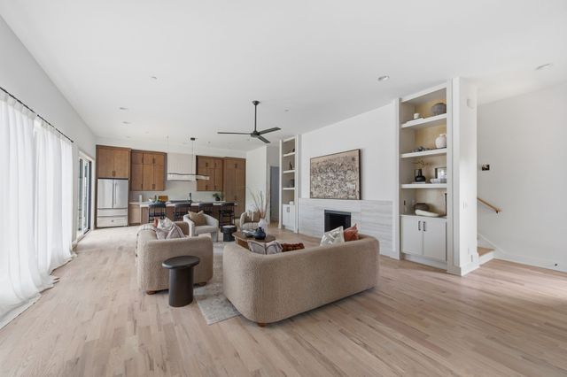 1006B Southside Ave, Nashville, TN 37203