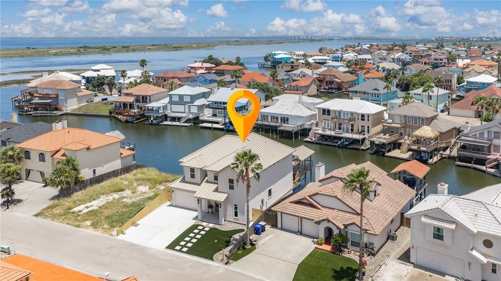 13534 PESETA Ct, Corpus Christi, TX 78418 — photo 2