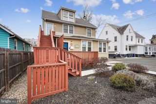 18 GROVE #B, Haddonfield, NJ 08033