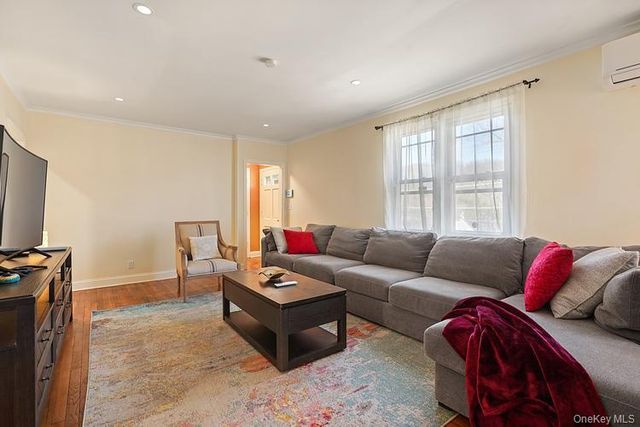 199 South Road, White Plains, NY 10603