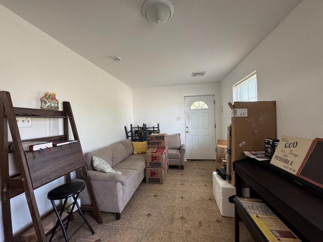 31 BRIDGETOWN PIKE, Feasterville-trevose, PA 19053