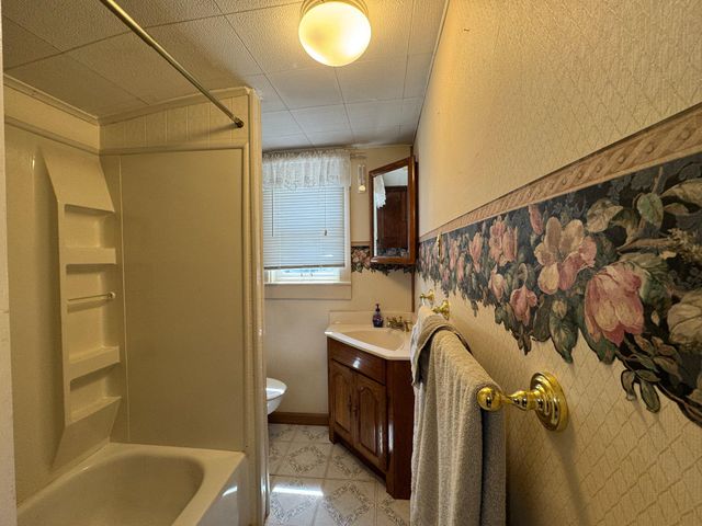 31 BRIDGETOWN PIKE, Feasterville-trevose, PA 19053