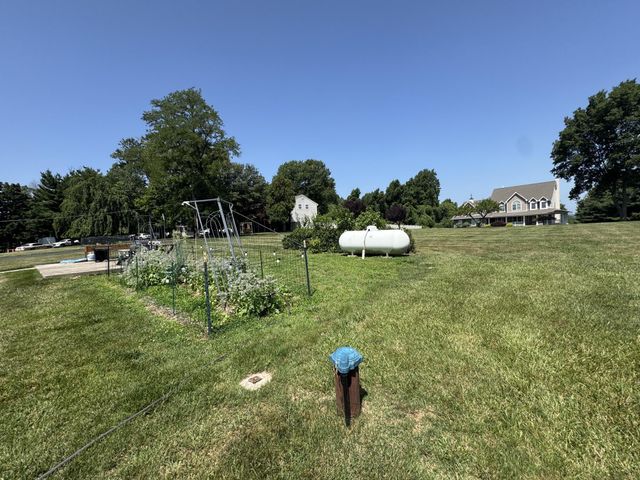 31 BRIDGETOWN PIKE, Feasterville-trevose, PA 19053
