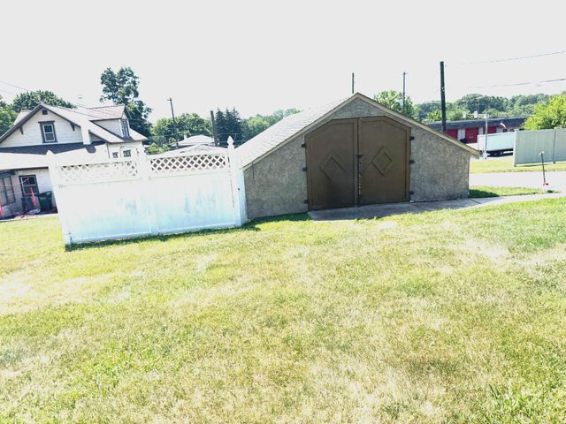 31 BRIDGETOWN PIKE, Feasterville-trevose, PA 19053