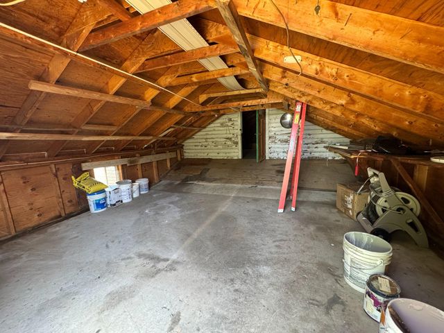 31 BRIDGETOWN PIKE, Feasterville-trevose, PA 19053