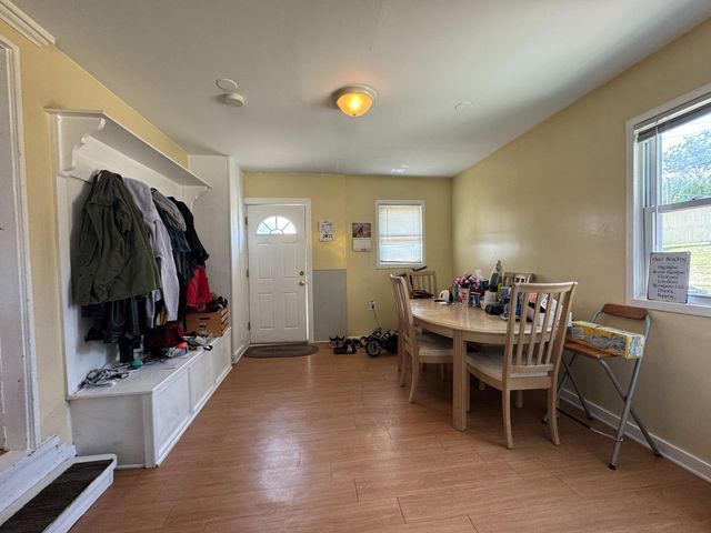 31 BRIDGETOWN PIKE, Feasterville-trevose, PA 19053