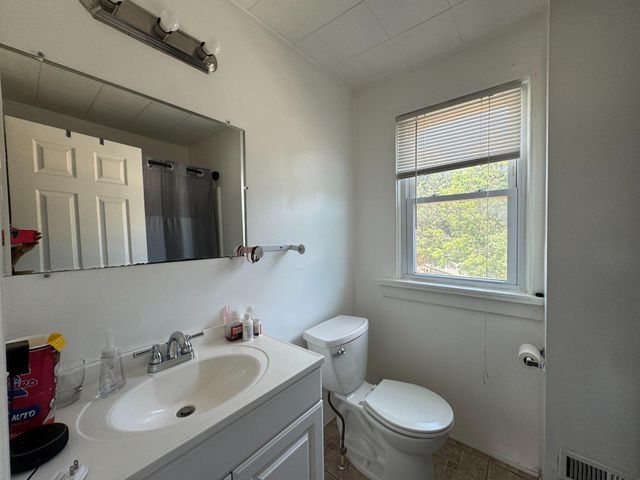 31 BRIDGETOWN PIKE, Feasterville-trevose, PA 19053