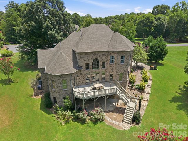 579 Morning Glory Court, Lake Wylie, SC 29710