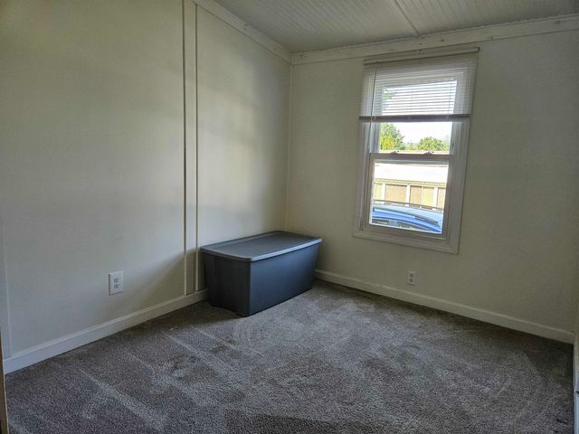 1025 Mountainview Avenue, Charlestown, NH 03603