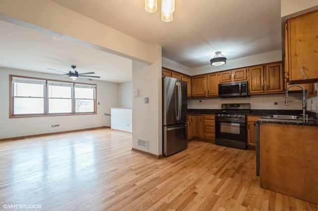 7411 N Claremont Avenue 1E, Chicago, IL 60645