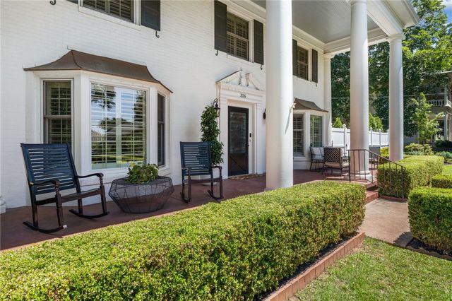 356 N Washington Avenue, Fayetteville, AR 72701