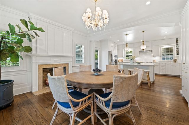 356 N Washington Avenue, Fayetteville, AR 72701