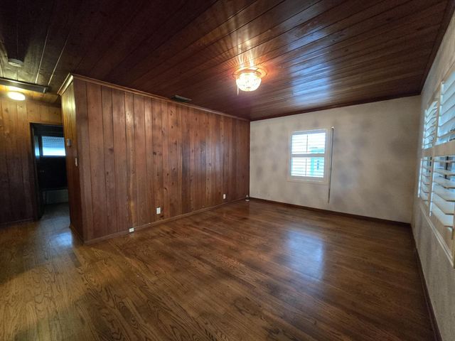 621 NW Australian Street, Stuart, FL 34994