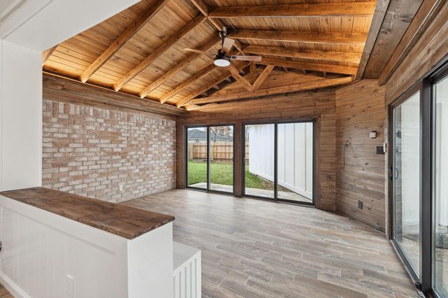 9719 Springmont Drive, Houston, TX 77080