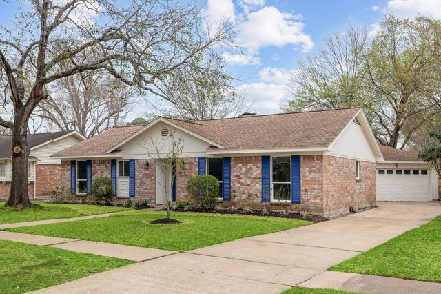 9719 Springmont Drive, Houston, TX 77080