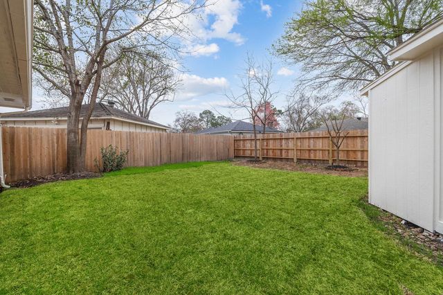 9719 Springmont Drive, Houston, TX 77080