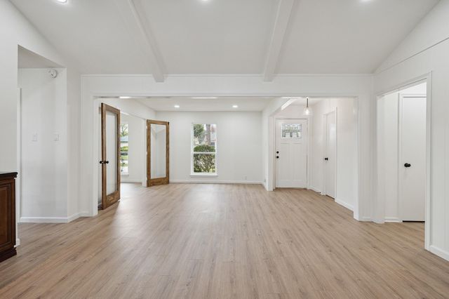 9719 Springmont Drive, Houston, TX 77080